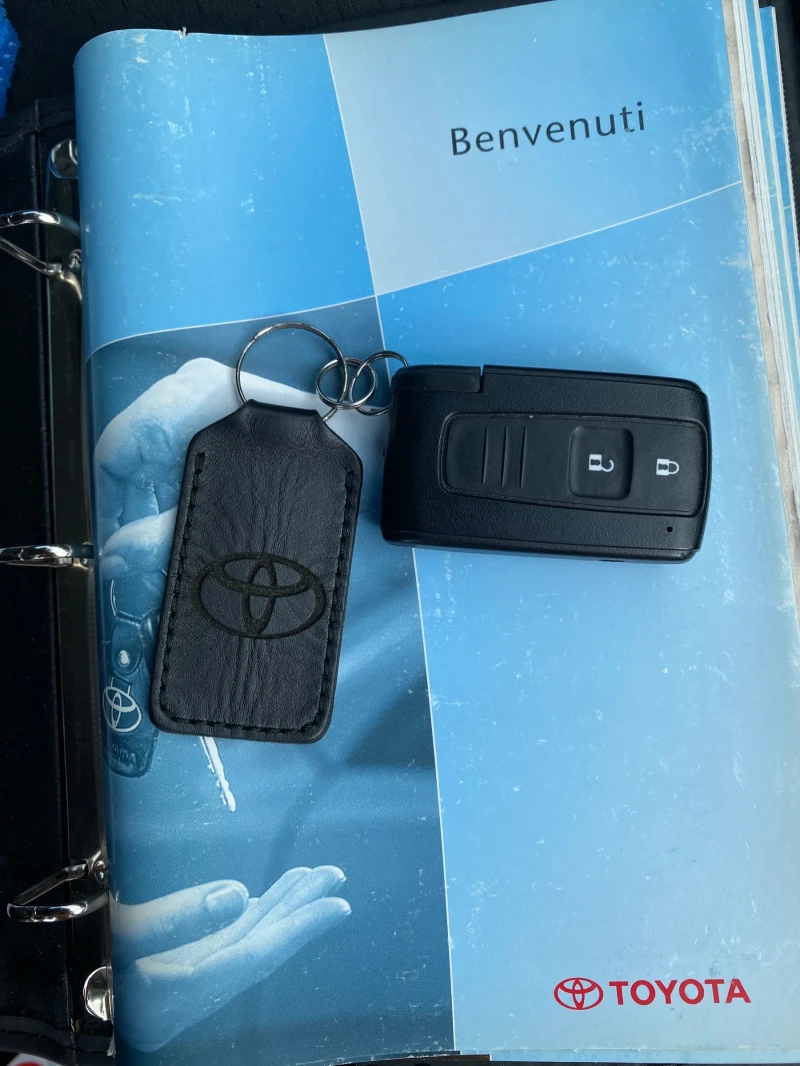 Toyota Corolla verso, снимка 6 - Автомобили и джипове - 52787210