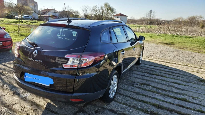 Renault Megane 1.9 dci, снимка 3 - Автомобили и джипове - 52933967