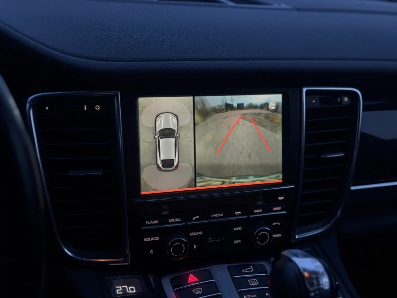 Porsche Panamera E-Hybrid, снимка 12 - Автомобили и джипове - 53225379