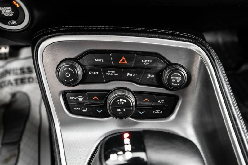Dodge Challenger R/T * АвтоКредит* (ЦЕНА ДО БГ), снимка 14 - Автомобили и джипове - 53278143