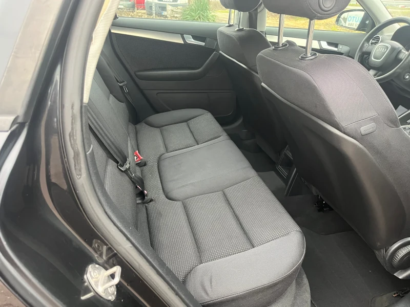 Audi A3 2.0TDI-AVTOMAT-NAVI-ITALIA, снимка 7 - Автомобили и джипове - 53490800