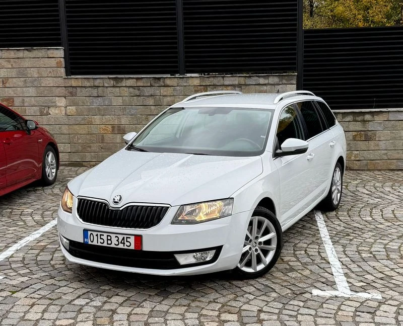 Skoda Octavia 2.0 TDI DSG_150k.c. - 13999 лв. / 7157.58 € - 57916184 1