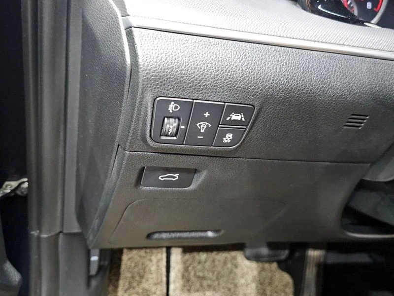 Kia K5 2.0 Automatic, снимка 8 - Автомобили и джипове - 55585882