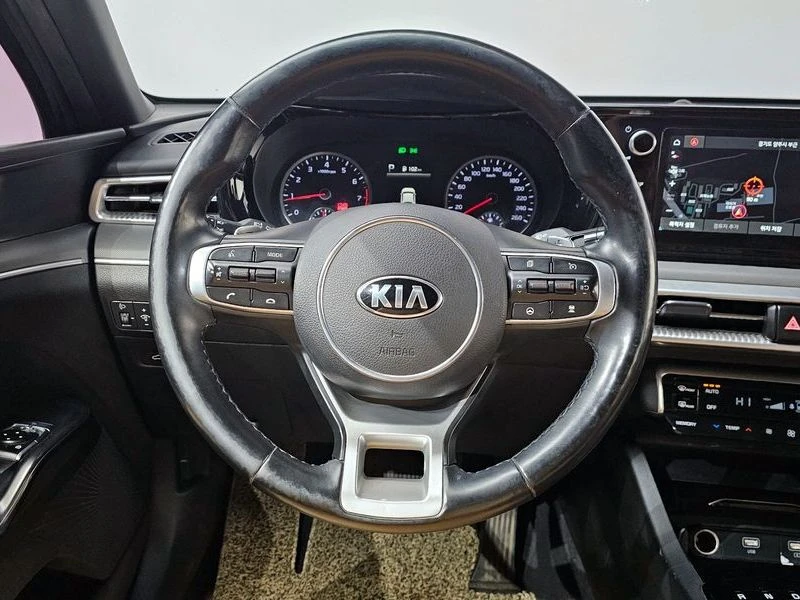 Kia K5 2.0 Automatic, снимка 10 - Автомобили и джипове - 55585882