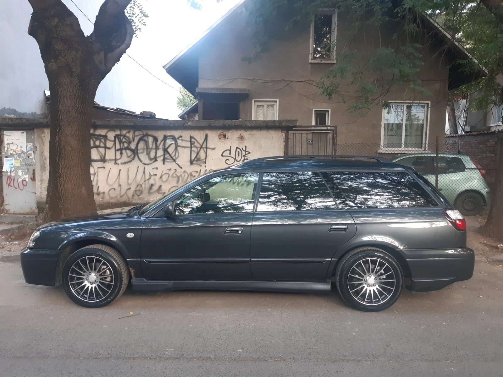 Subaru Legacy, снимка 1