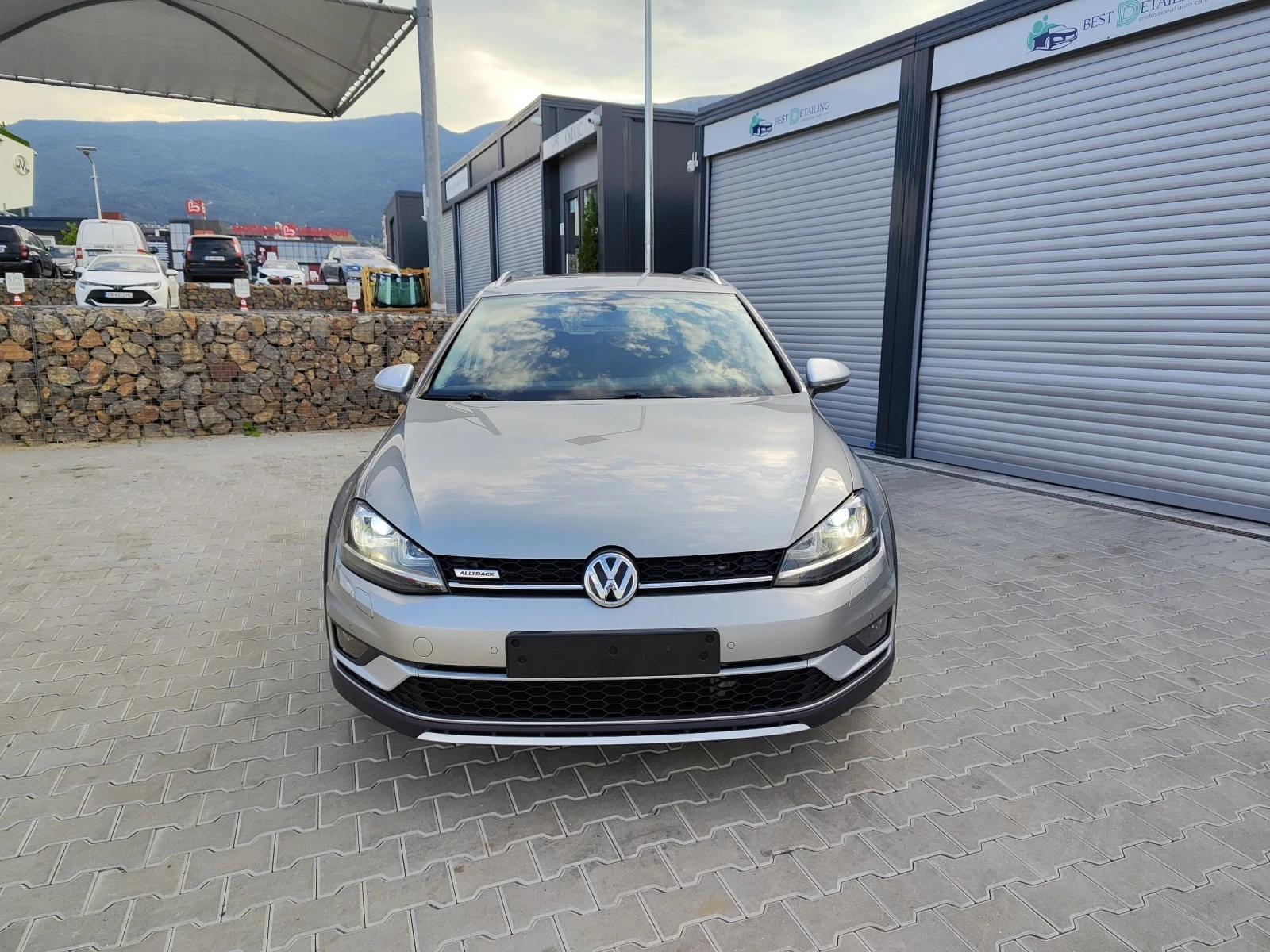 VW Alltrack 2.0TDI Euro 6c 4 motion (4x4)Full Options DSG 6 - изображение 3