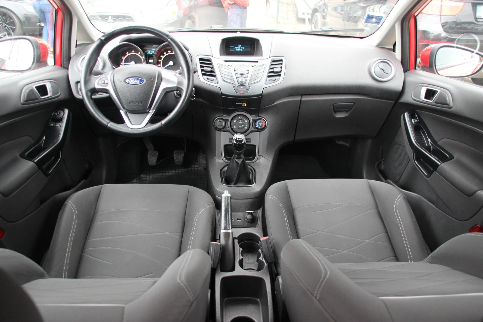 Ford Fiesta 1.25i  EURO 6B  НОВ ВНОС   - изображение 9