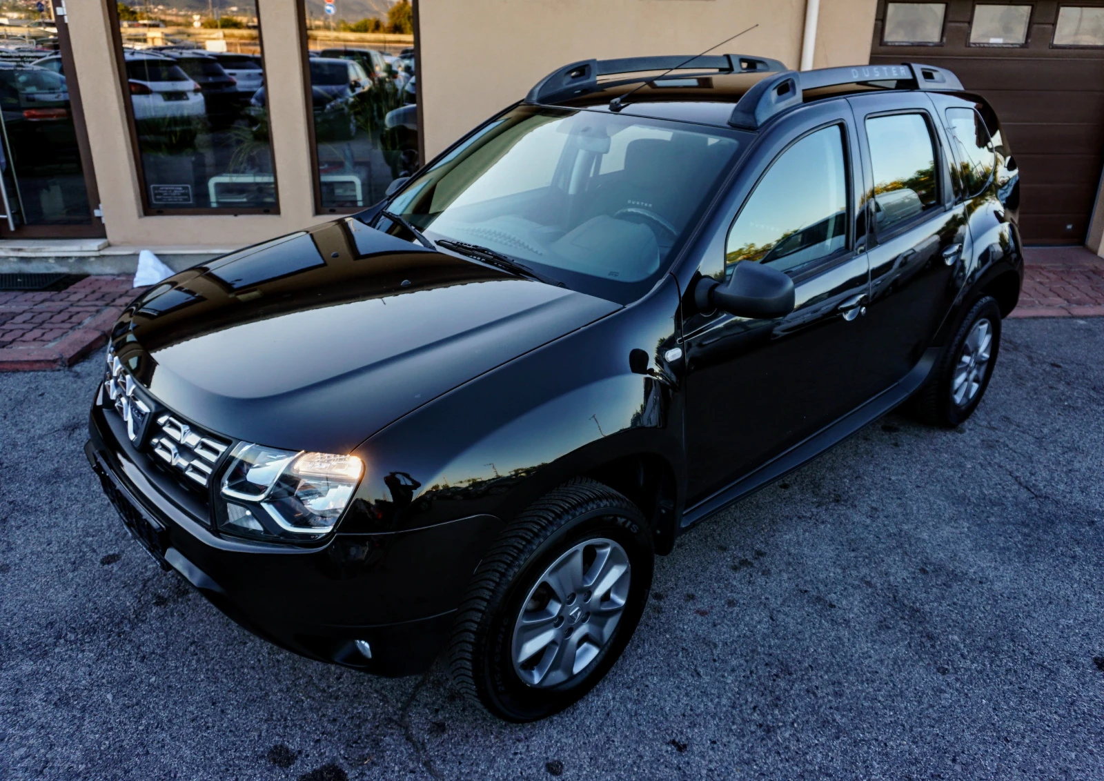 Dacia Duster 1.6I GPL LAUREATE   | Mobile.bg   1