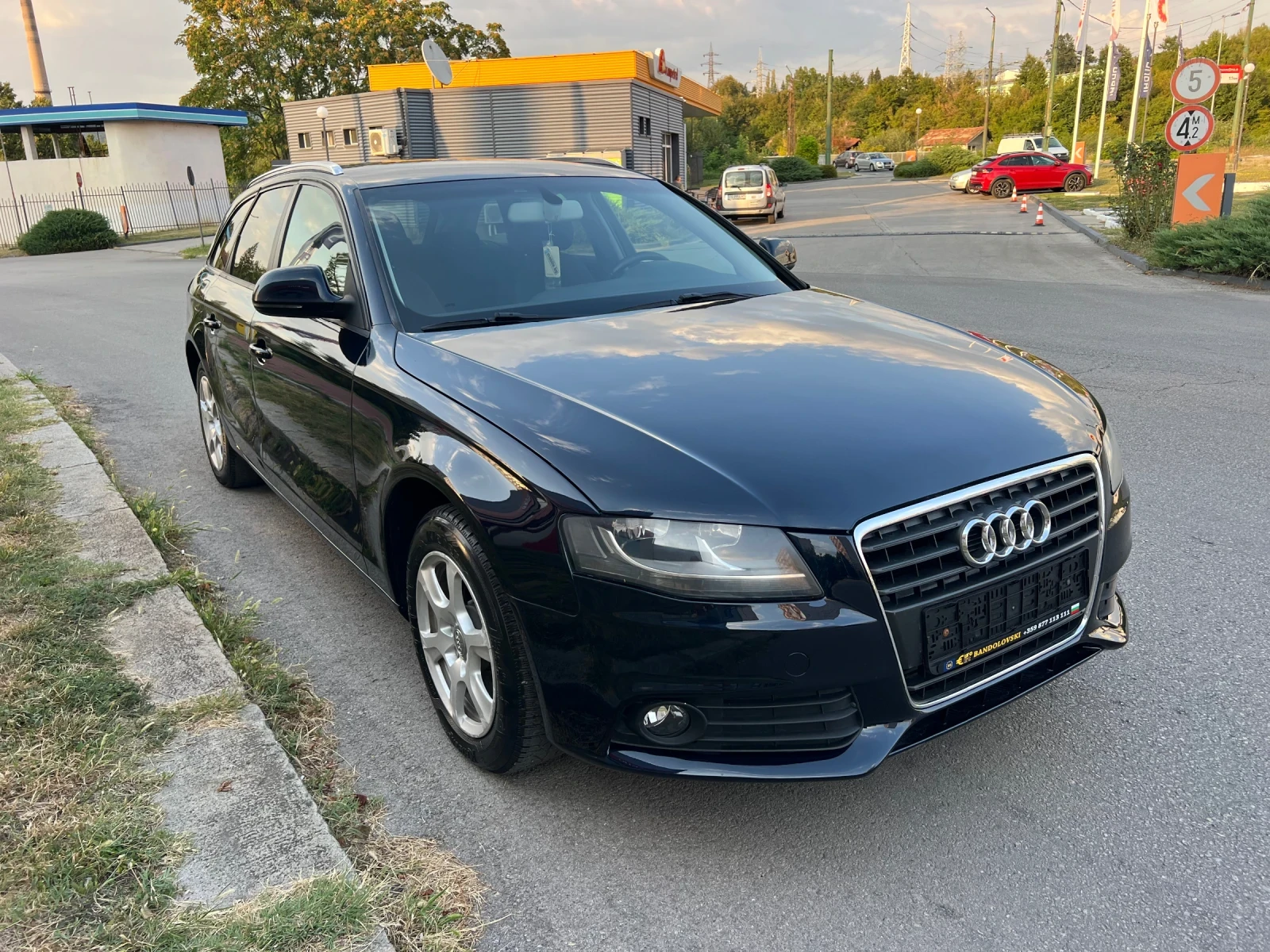 Audi A4 2.0TDI - изображение 2