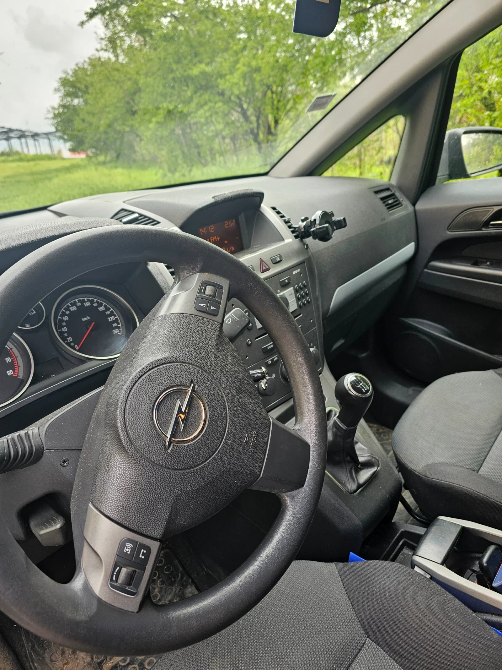 Opel Zafira  - изображение 3