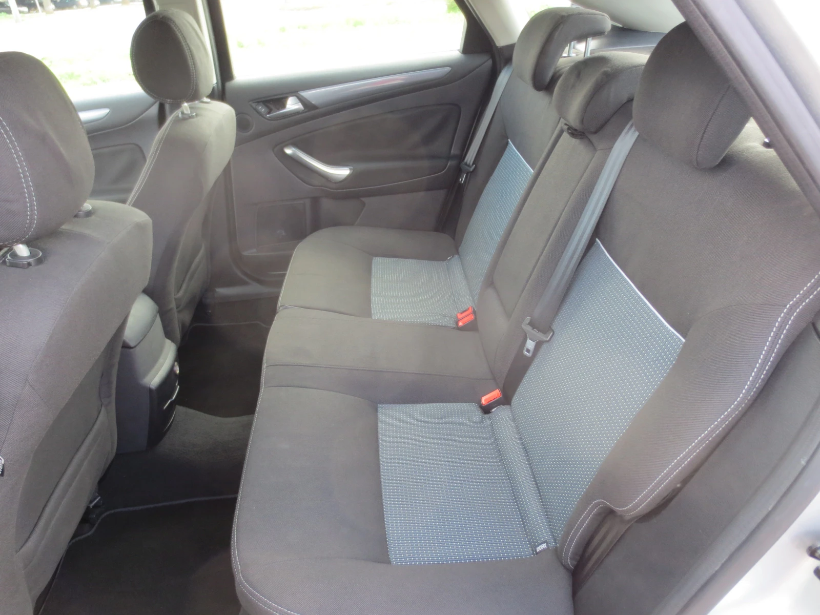 Ford Mondeo 2.0 TDCI | Mobile.bg — изображение 13