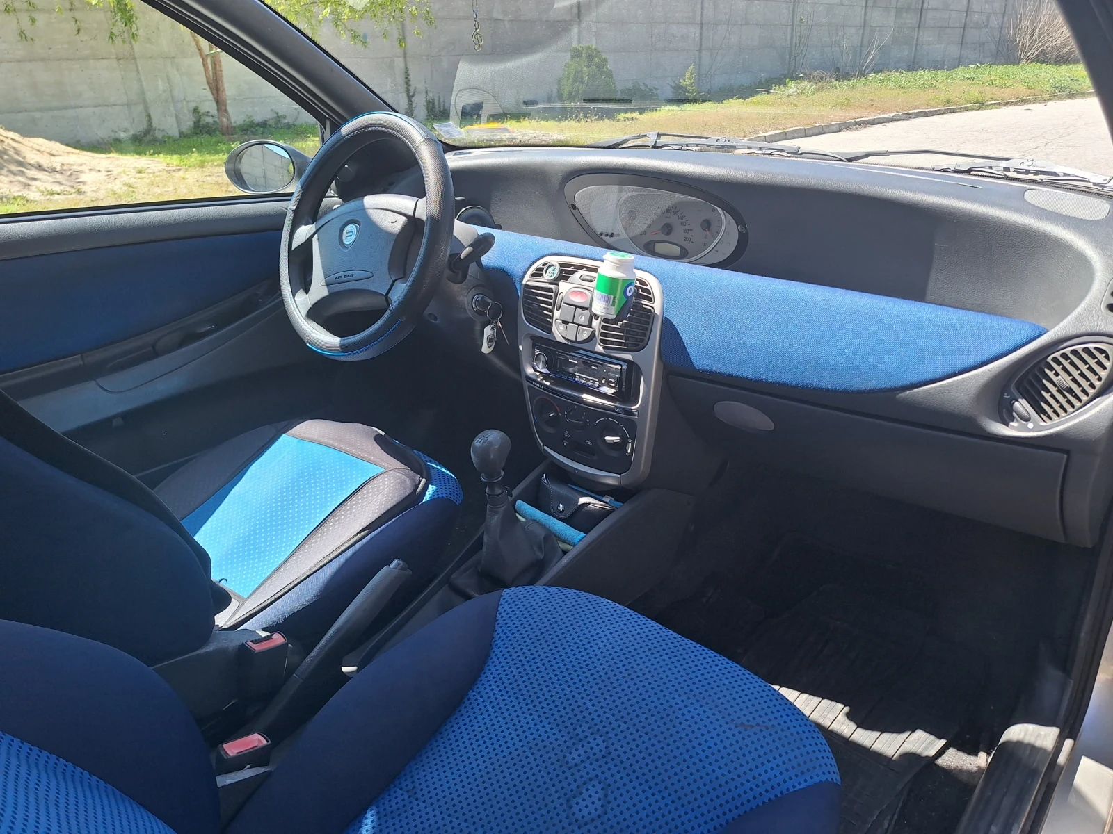 Lancia Y10  - изображение 3