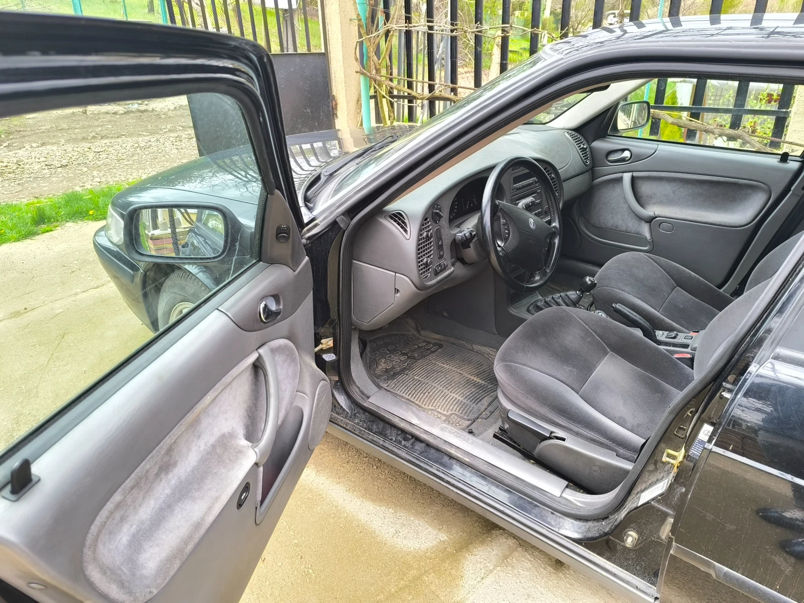 Saab 9-3 2.2 TiD - изображение 7