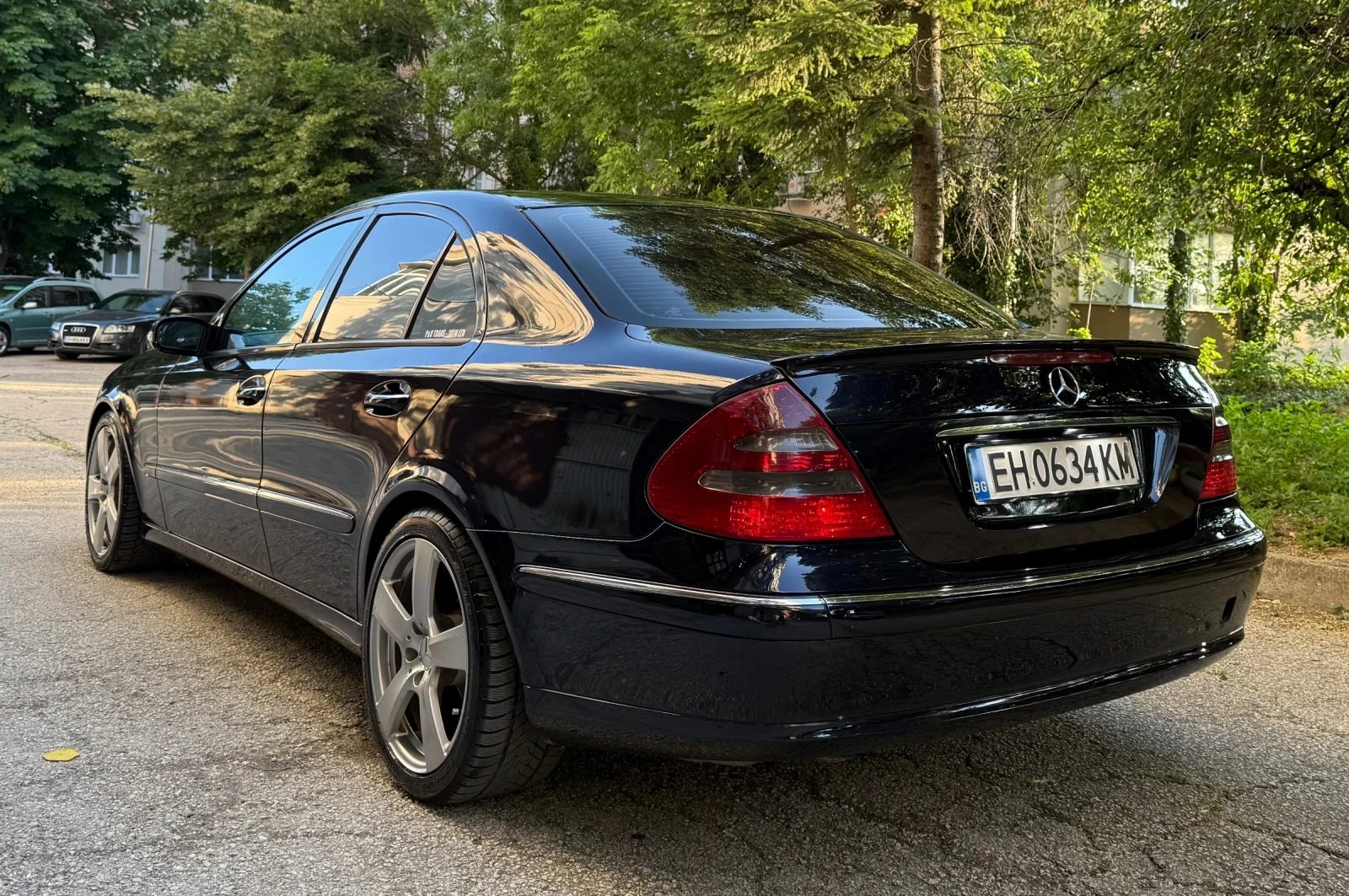 Mercedes-Benz E 270  - изображение 3