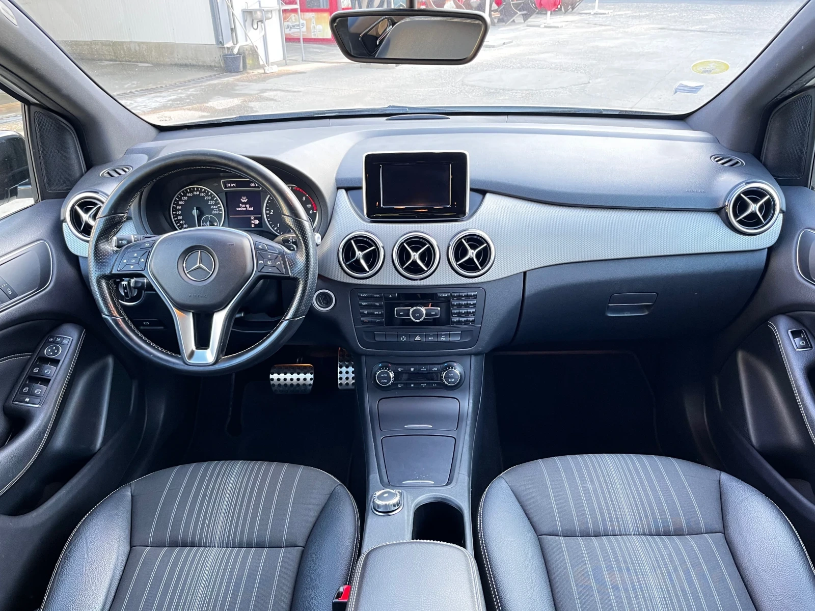 Mercedes-Benz B 200 AMG pack automatic  - изображение 10