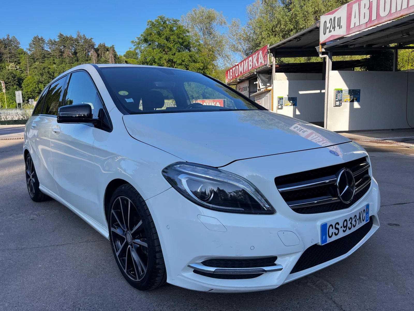 Mercedes-Benz B 200 AMG pack automatic  - изображение 3