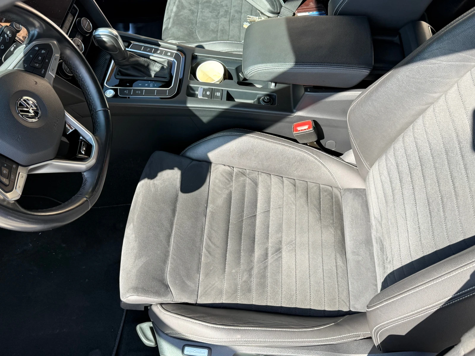 VW Passat 2.00 TDI 4Motion R Line DSG Business - изображение 10