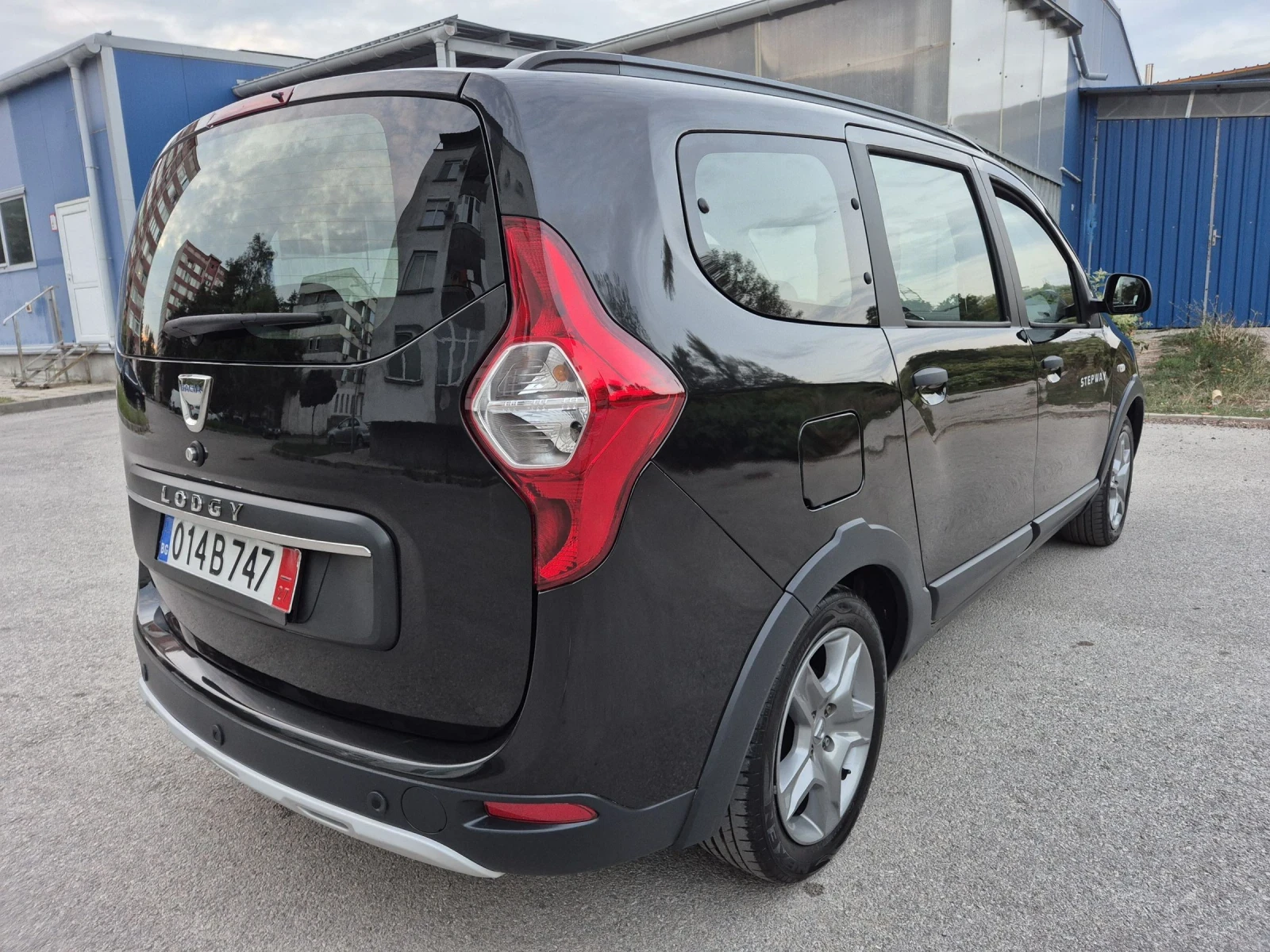 Dacia Lodgy 1.5 STEPWAY 36000км. НОВА - изображение 4
