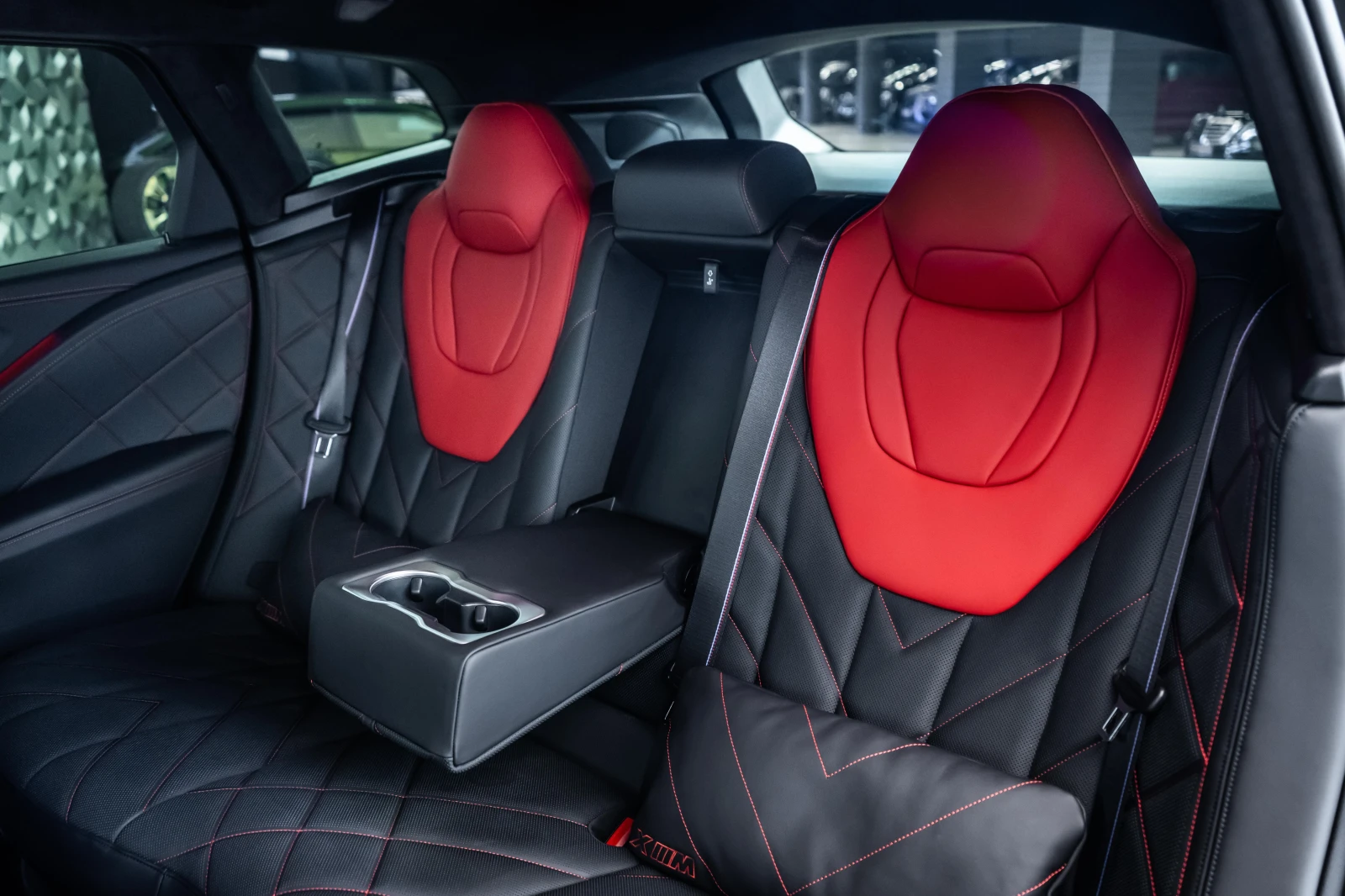 BMW XM Red Label Competition* Bowers & Wilkins* 360 | Mobile.bg   15