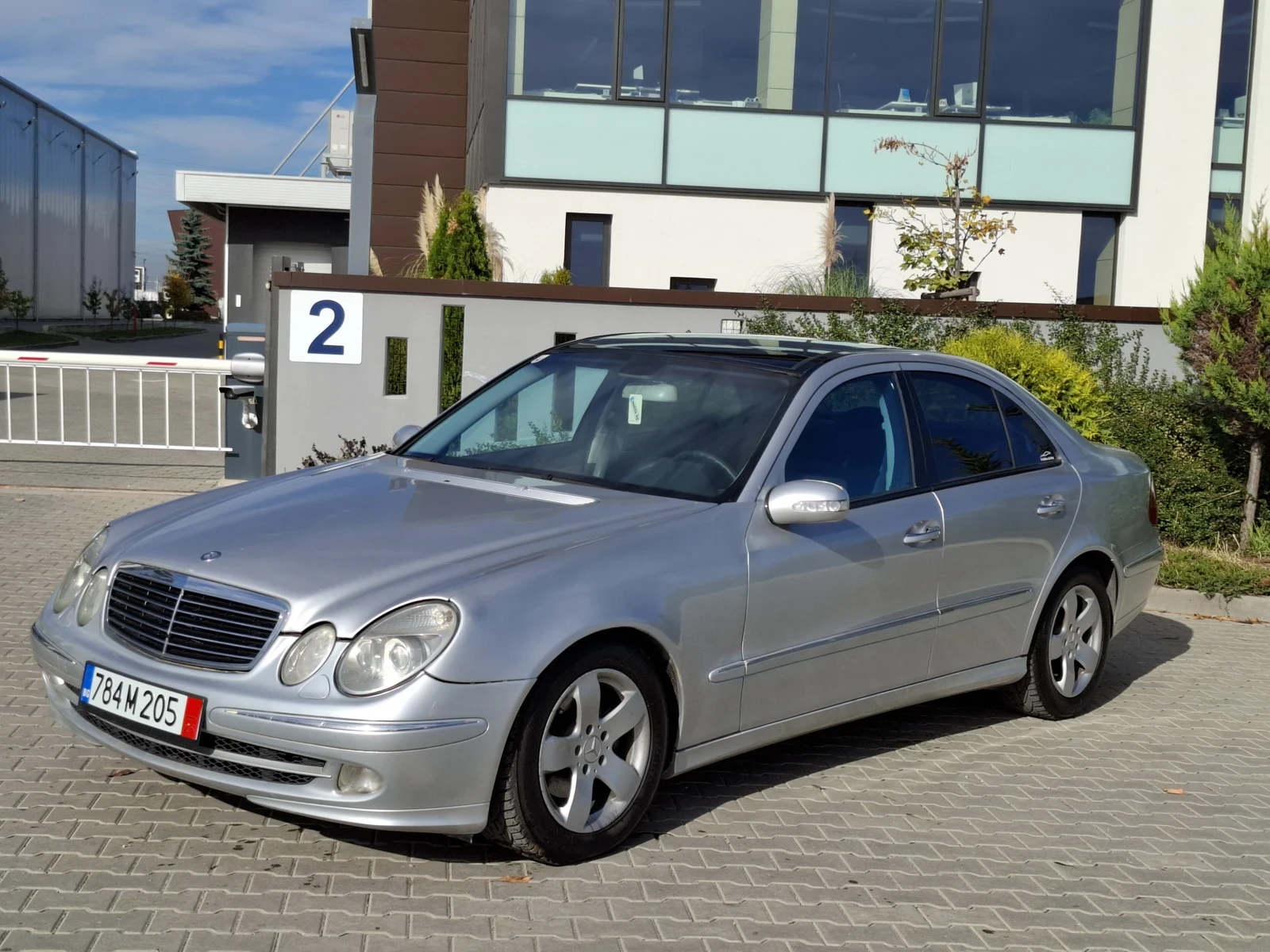 Mercedes-Benz E 220 2.2CDI* (150)* * AVANTGARDE*  * *  | Mobile.bg   4