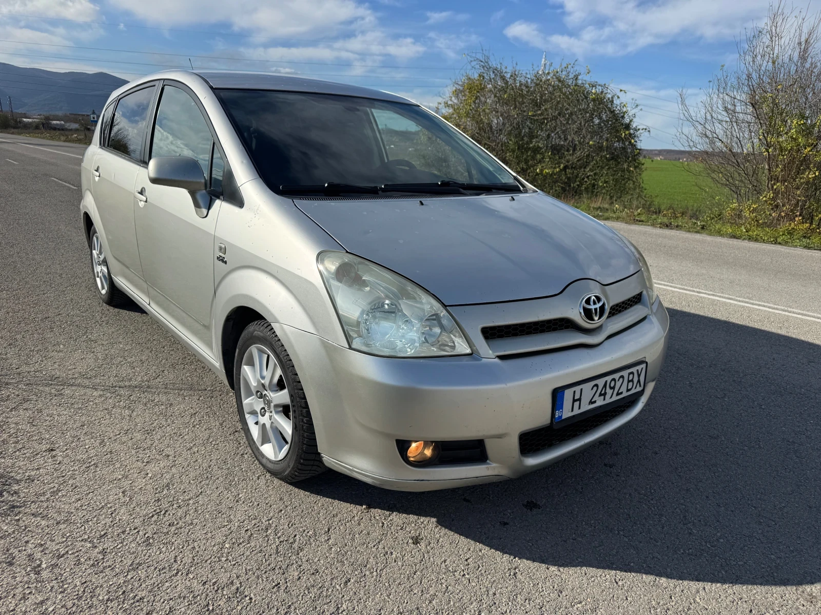 Toyota Corolla Cross 2, 0 D4D | Mobile.bg � ����������� 4