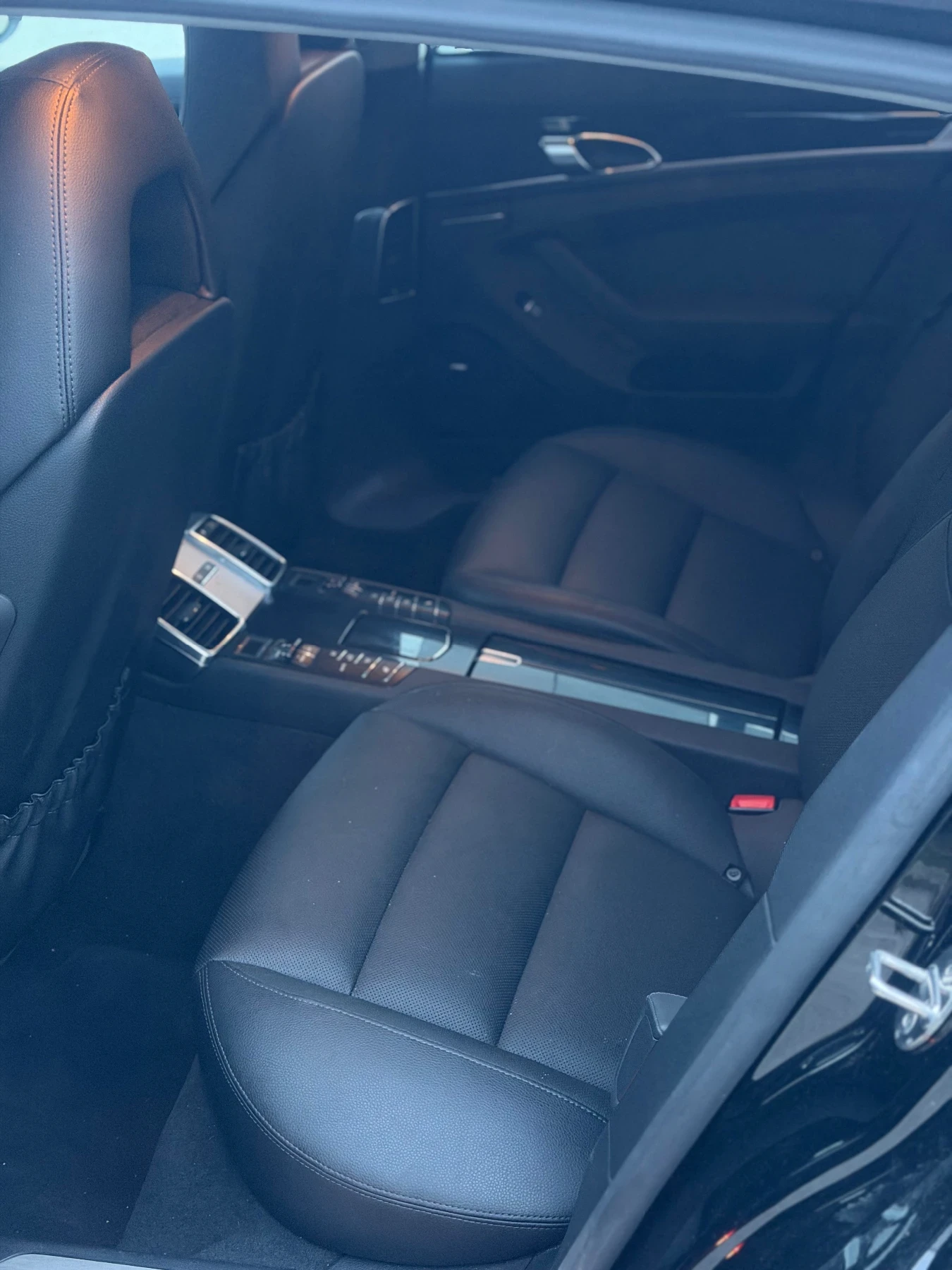 Porsche Panamera E-Hybrid - изображение 7