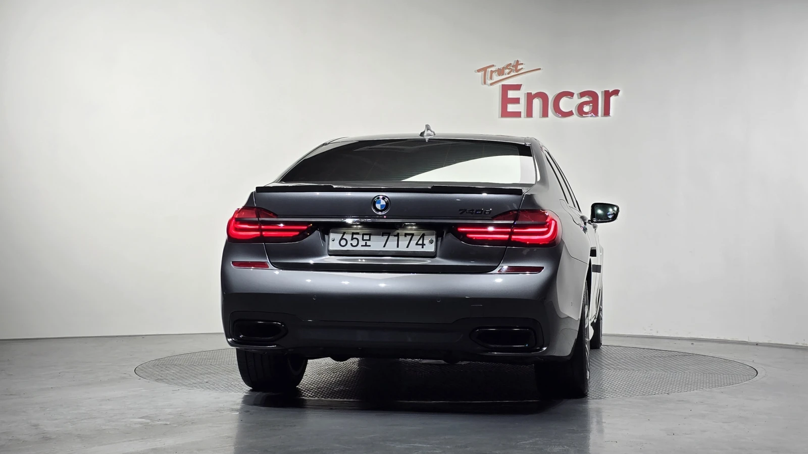 BMW 740 D / XDRIVE / M-PACK / LASER / ФУЛЛ, снимка 4 - Автомобили и джипове - 53915034