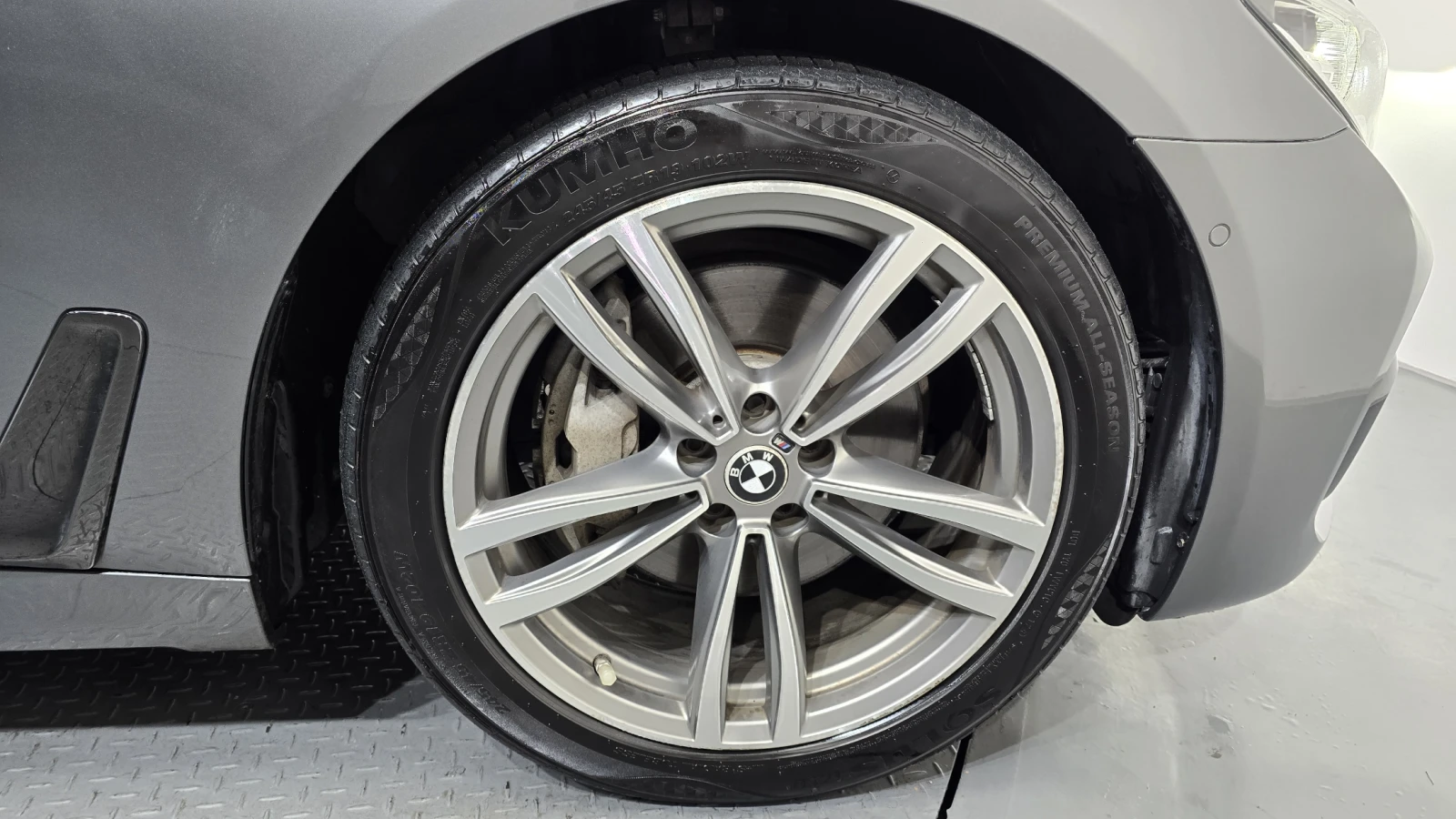 BMW 740 D / XDRIVE / M-PACK / LASER / ФУЛЛ, снимка 5 - Автомобили и джипове - 53915034