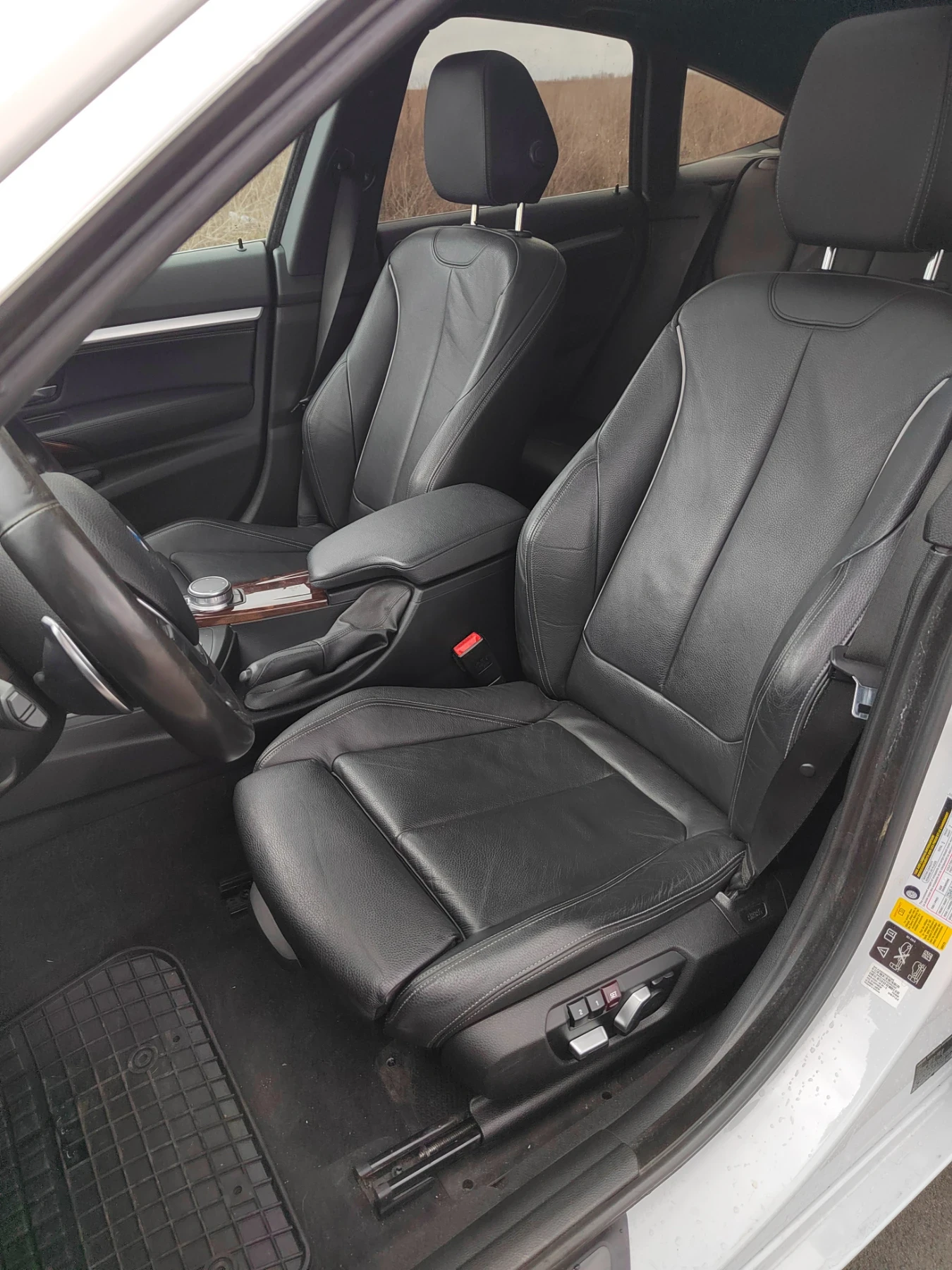 BMW 340 2018 340i B58 106 000km X drive, снимка 10 - Автомобили и джипове - 53939055