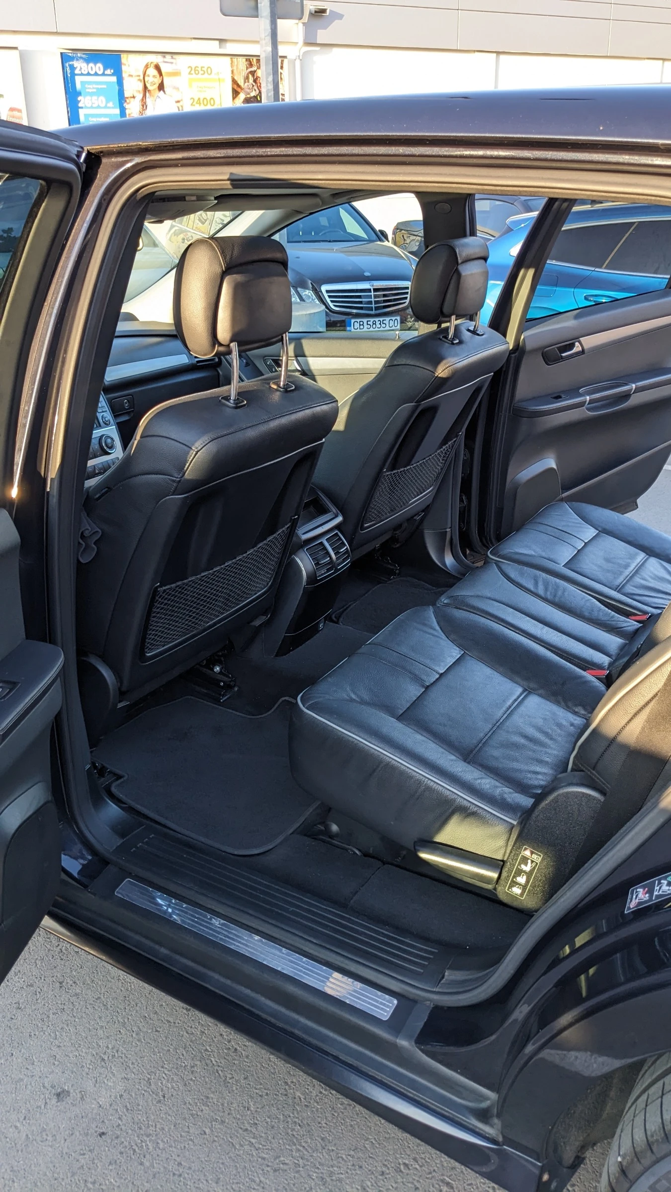 Mercedes-Benz R 350, снимка 12 - Автомобили и джипове - 53935918