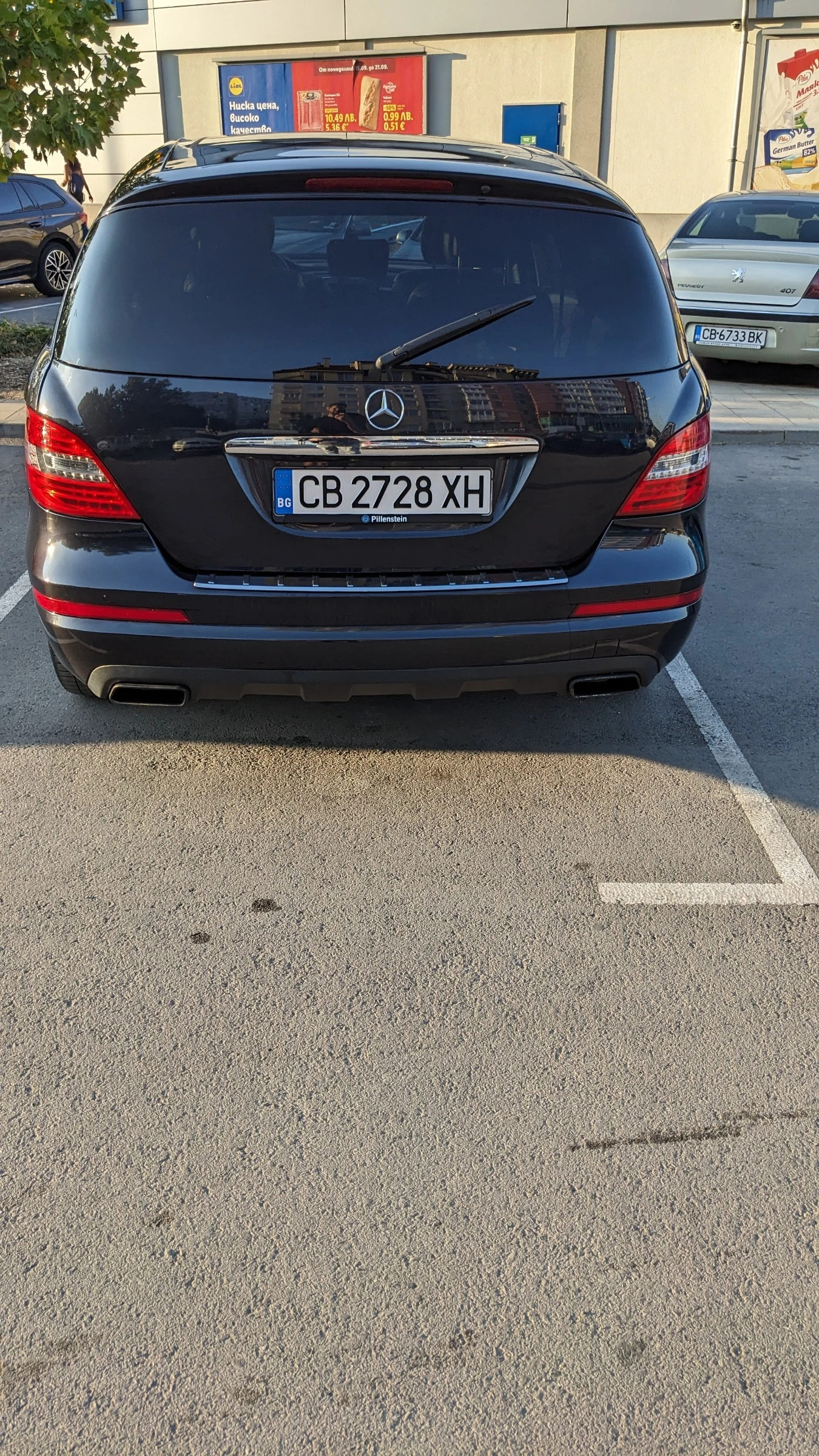 Mercedes-Benz R 350, снимка 3 - Автомобили и джипове - 53935918