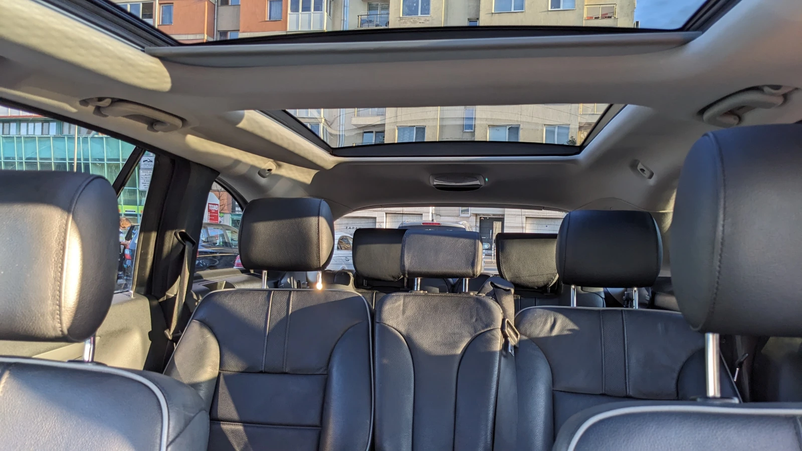 Mercedes-Benz R 350, снимка 10 - Автомобили и джипове - 53935918