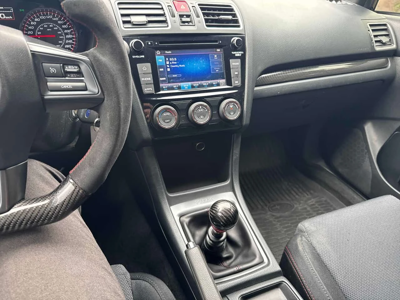 Subaru WRX * Manual * ПОДГРЕВ* KEYLESS* , снимка 9 - Автомобили и джипове - 54123317