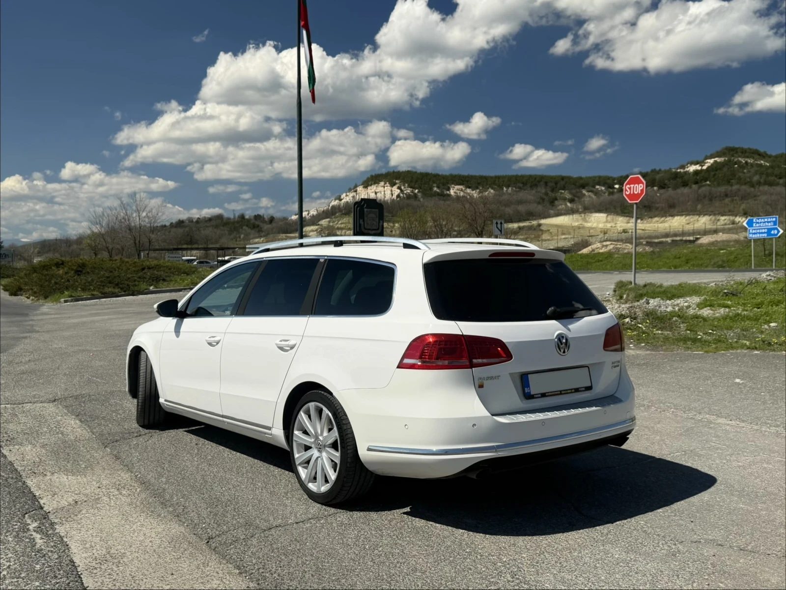 VW Passat 2.0 TDI 4Motion Автоматик Печка Кожен С.Парк-Асист, снимка 7 - Автомобили и джипове - 54207901