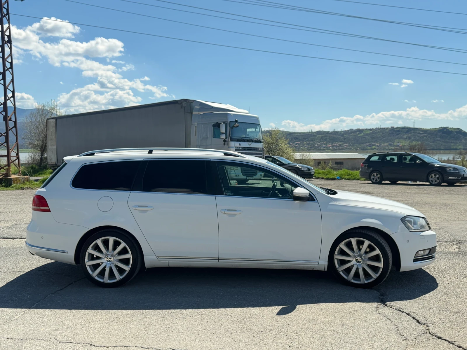 VW Passat 2.0 TDI 4Motion Автоматик Печка Кожен С.Парк-Асист, снимка 4 - Автомобили и джипове - 54207901