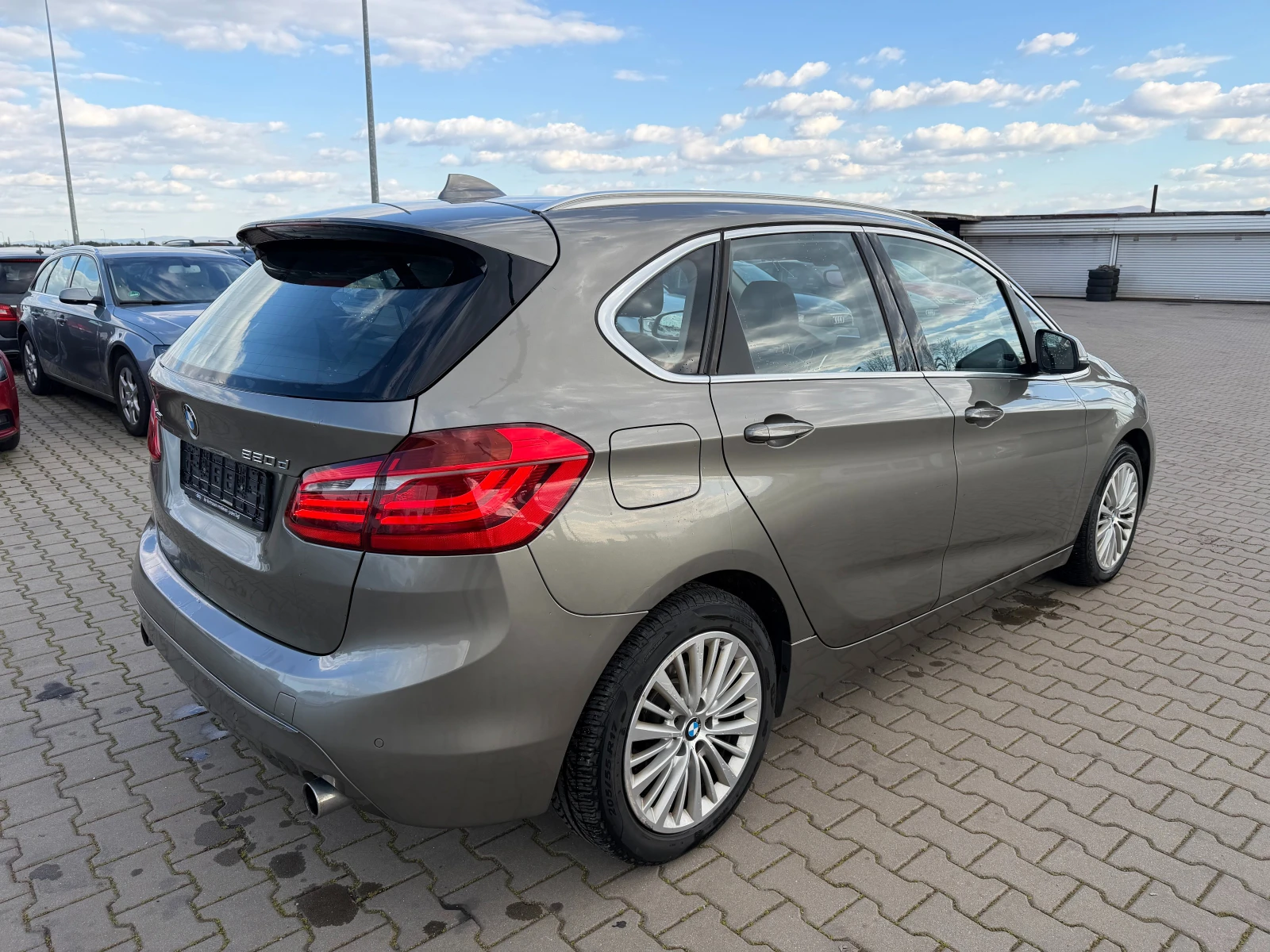 BMW 220 XDRIVE Active Tourer AVTOMAT/NAVI/KAMERA/PANORAMA | Mobile.bg � ����������� 6