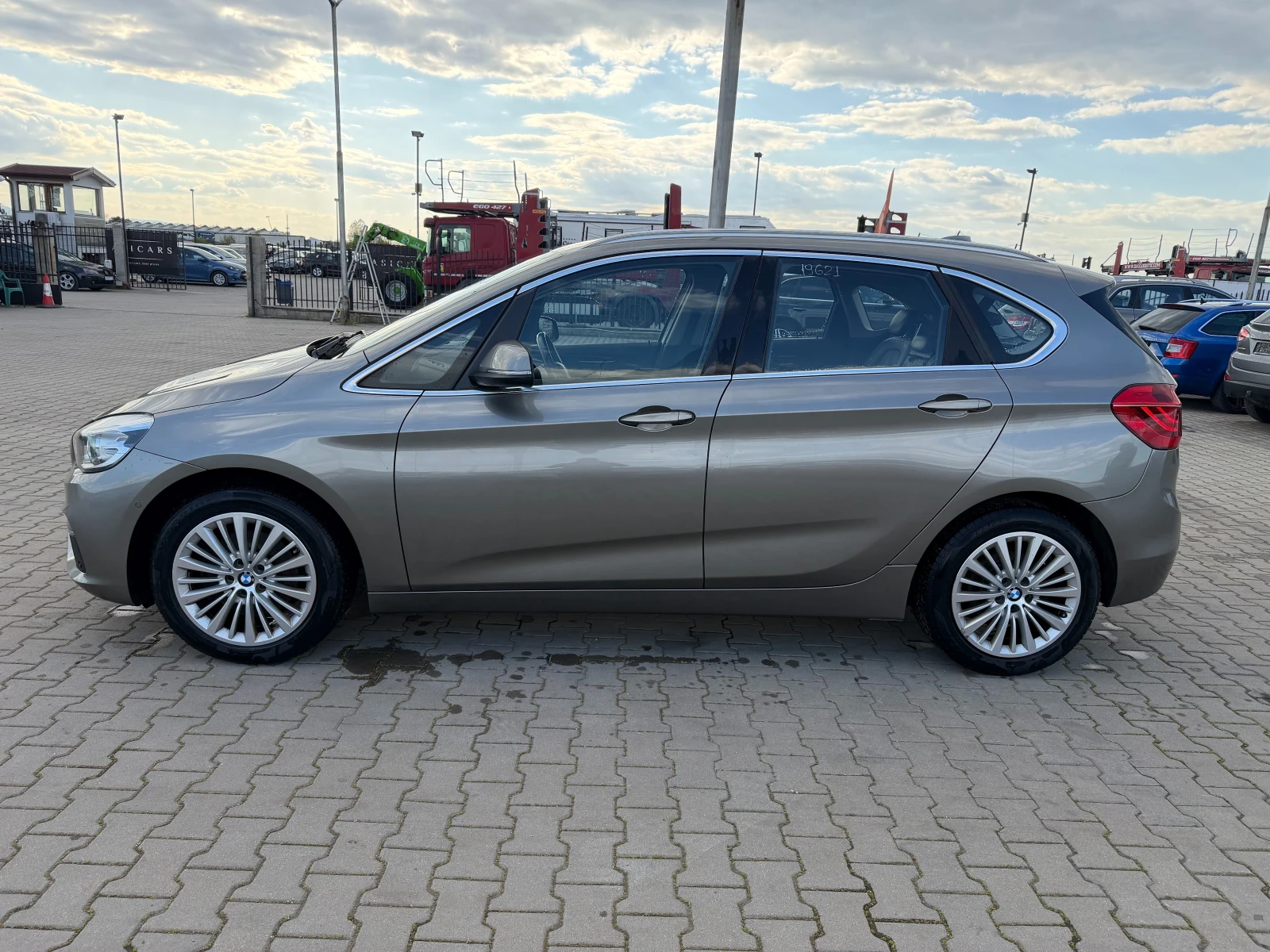 BMW 220 XDRIVE Active Tourer AVTOMAT/NAVI/KAMERA/PANORAMA | Mobile.bg � ����������� 9