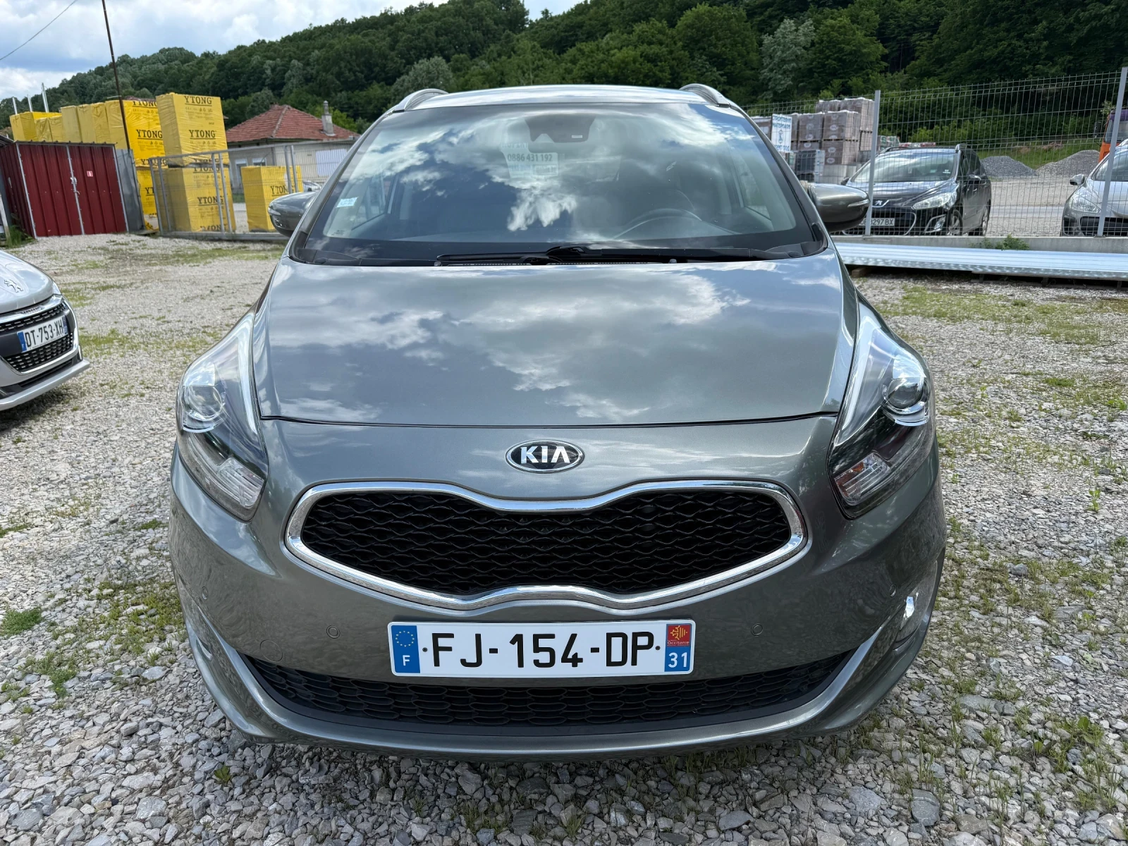 Kia Carens 1.7CRDI AUTOMAT, снимка 2 - Автомобили и джипове - 54672606