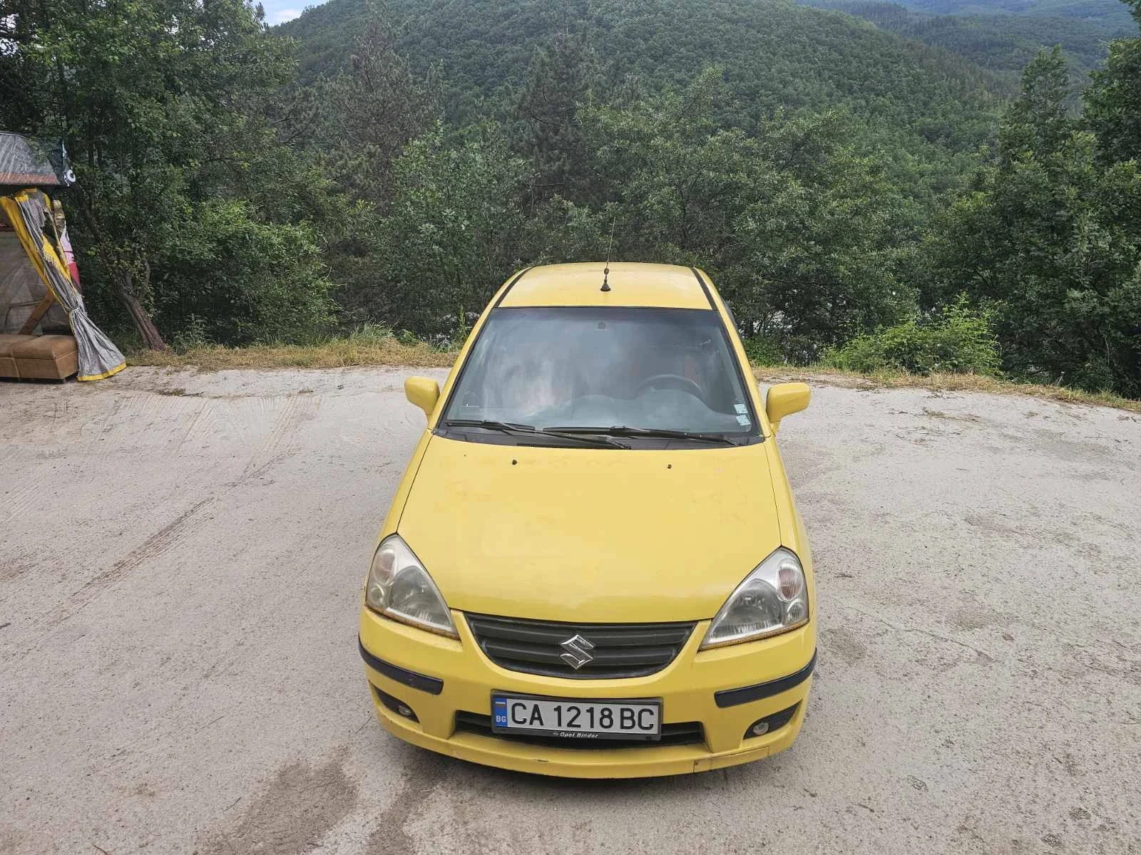 Suzuki Liana