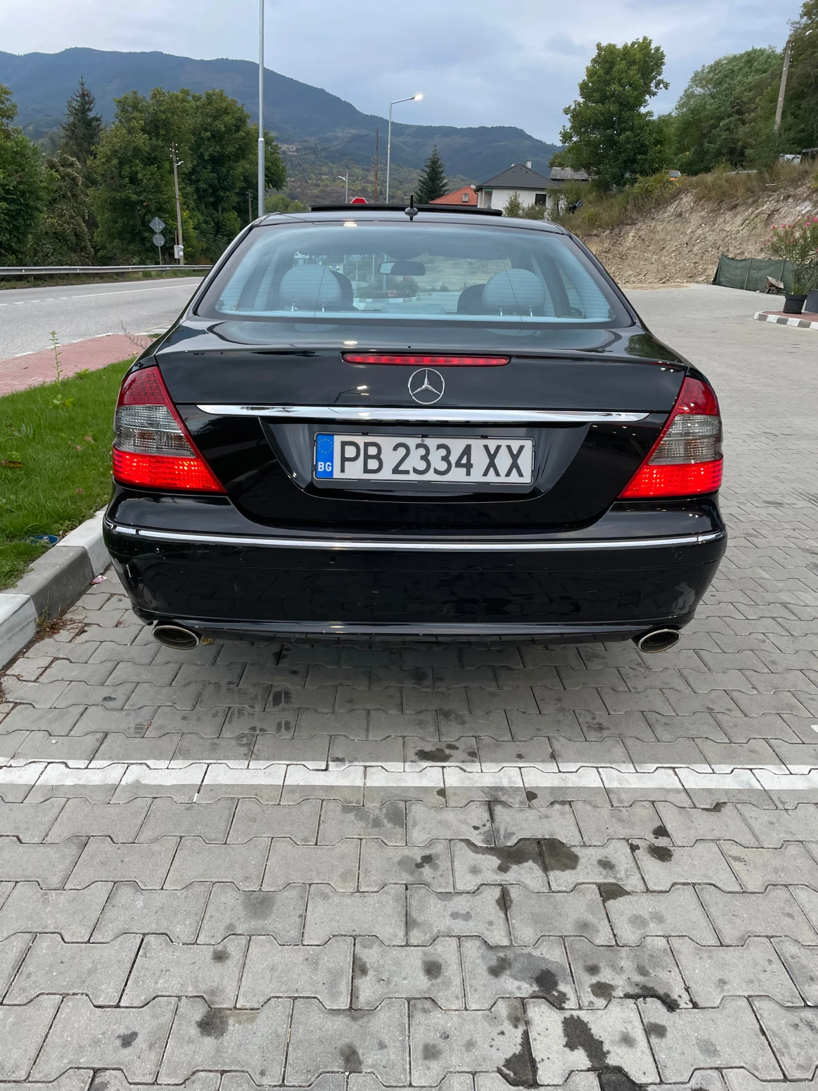 Mercedes-Benz E 320, снимка 3 - Автомобили и джипове - 55199121