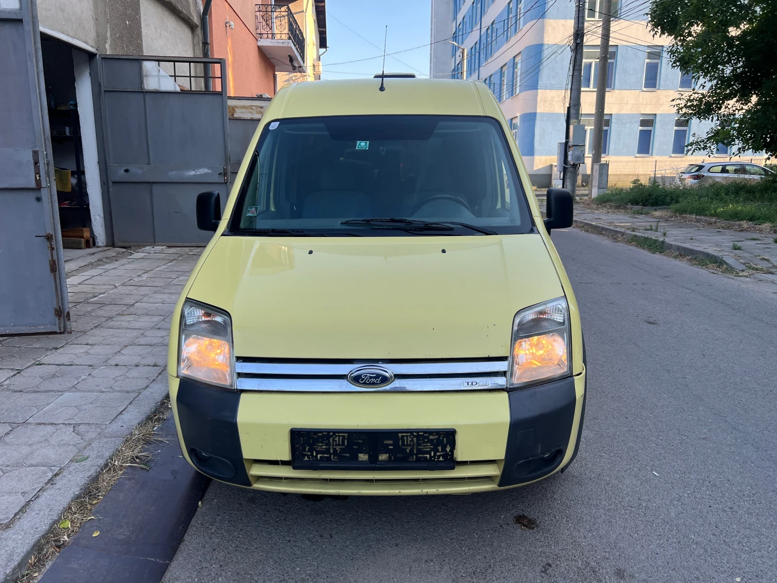 Ford Tourneo Connect, снимка 6 - Автомобили и джипове - 55499489
