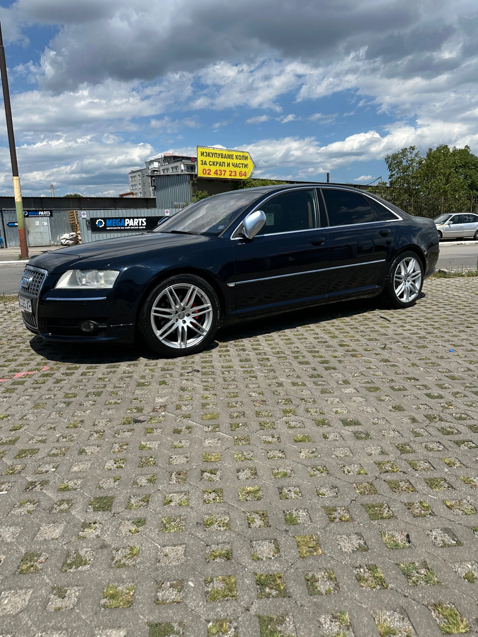 Audi A8, снимка 6 - Автомобили и джипове - 55605109