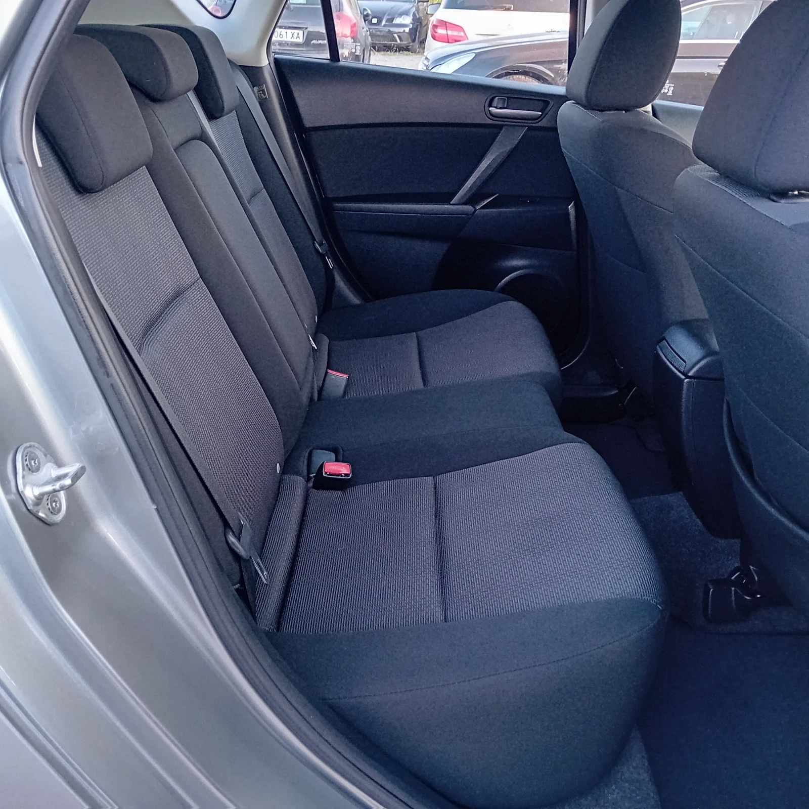 Mazda 3 1.6HDI 109k., снимка 8 - Автомобили и джипове - 55670076