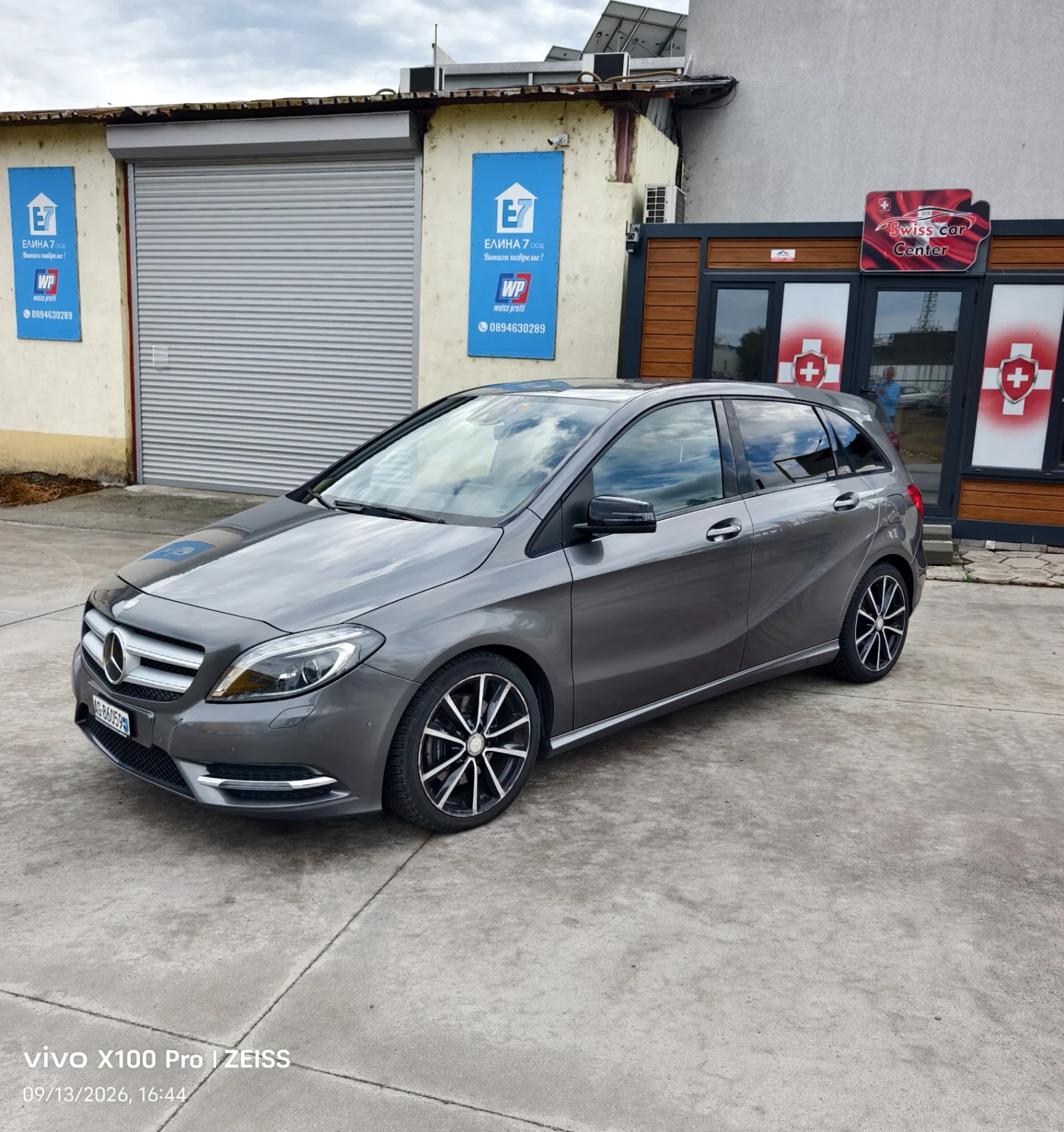 Mercedes-Benz B 220 2.0i AMG Line Swiss Aut 