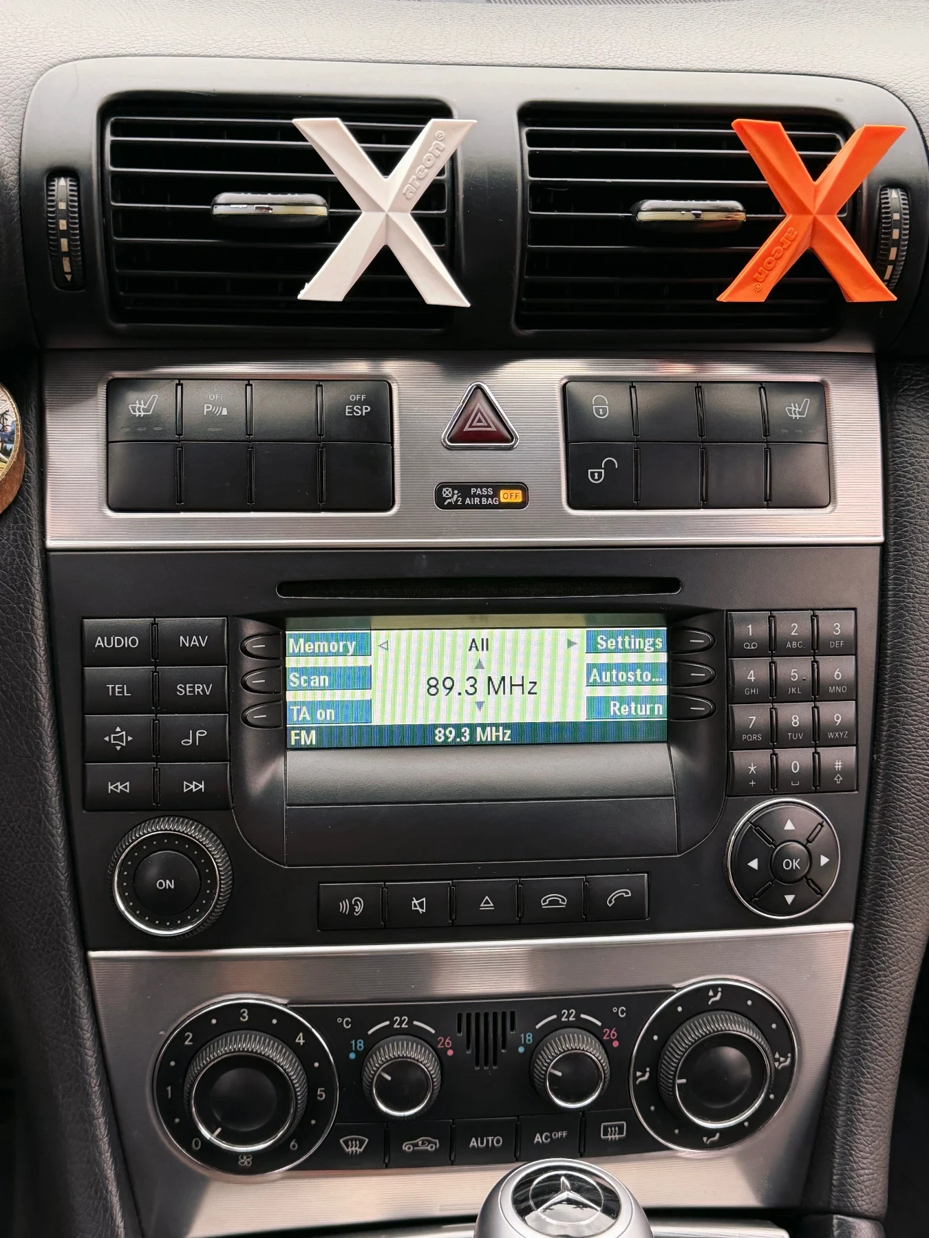 Mercedes-Benz C 220, снимка 5 - Автомобили и джипове - 56451981