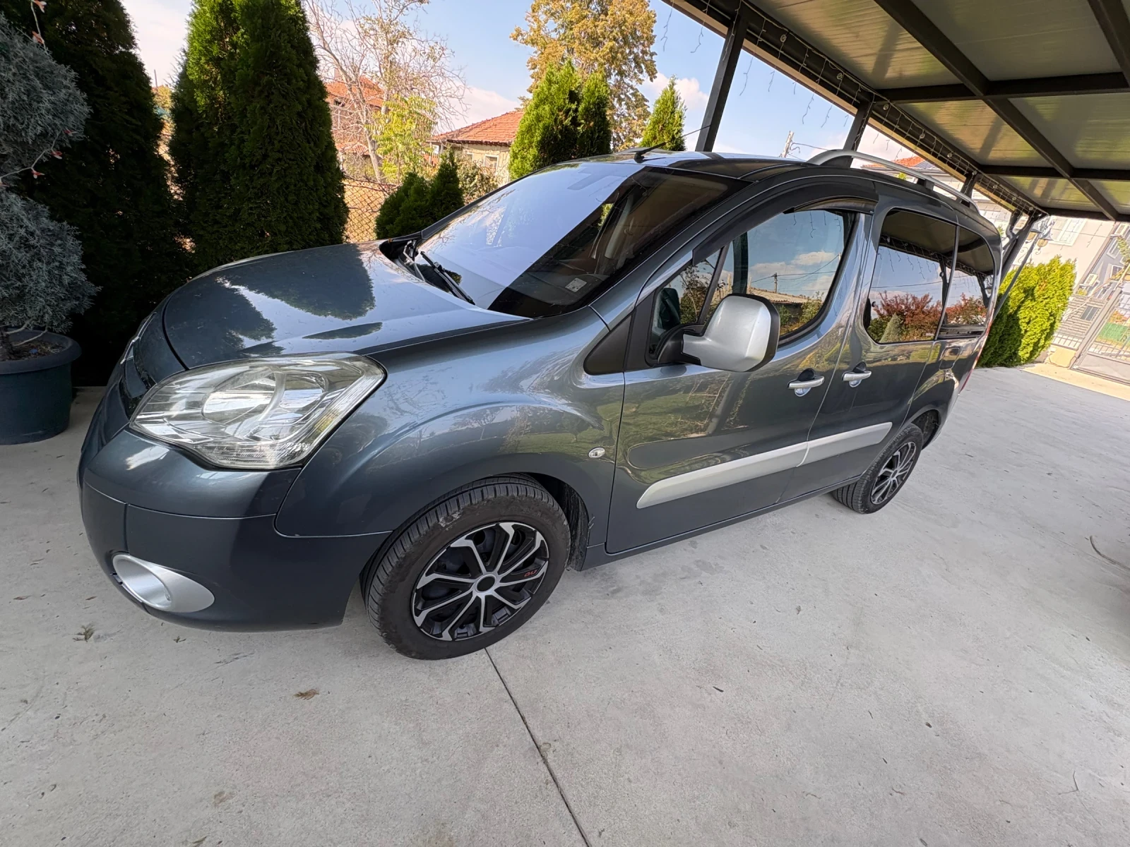 Citroen Berlingo 1600HDI, снимка 2 - Автомобили и джипове - 56656366