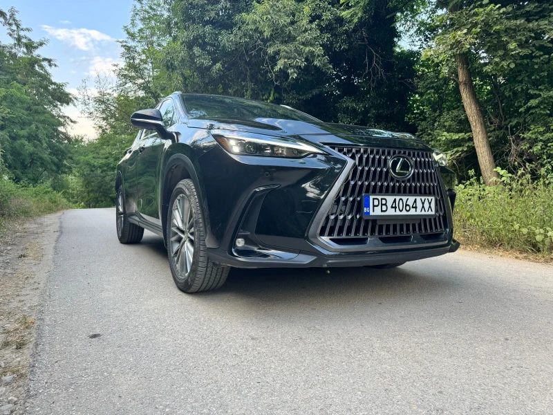 Lexus NX 350h, снимка 8 - Автомобили и джипове - 52530421