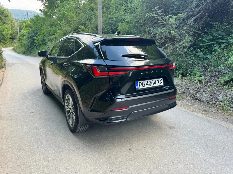 Lexus NX 350h, снимка 7 - Автомобили и джипове - 52530421