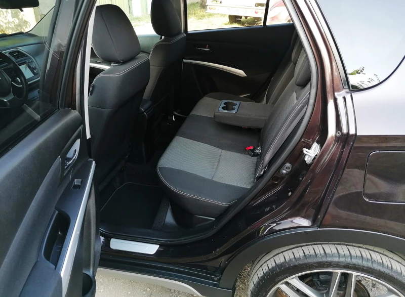 Suzuki SX4 S-Cross Панорамa Навигация Камера KEYLESS-Go1.6i, снимка 10 - Автомобили и джипове - 53366993
