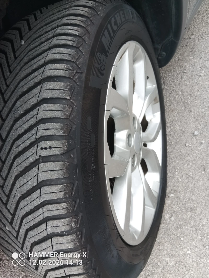 Land Rover Discovery Sport 2.0TD4 180 FUL, снимка 15 - Автомобили и джипове - 53476280